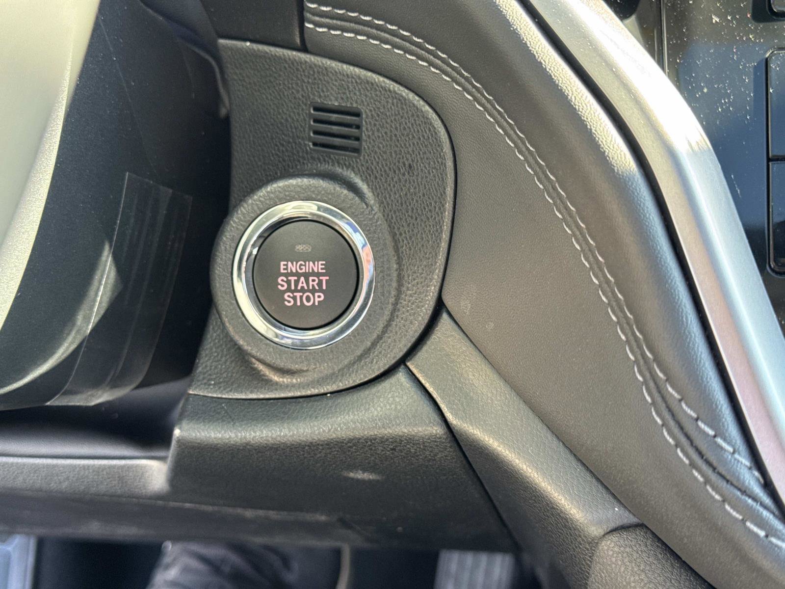 Certified 2025 Subaru Outback Limited XT image 30