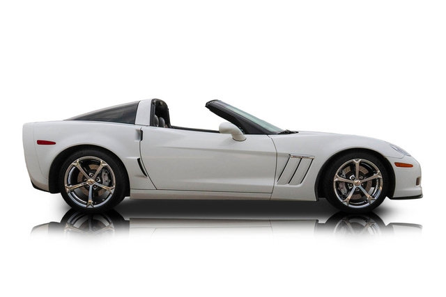 Used 2011 Chevrolet Corvette Grand Sport w/ Preferred Equipment Group RWD image 2