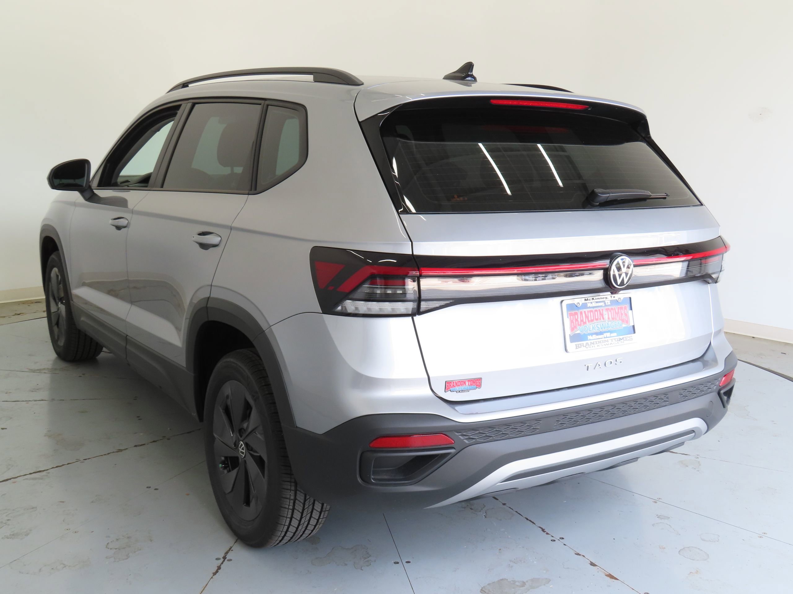 New 2025 Volkswagen Taos S image 7