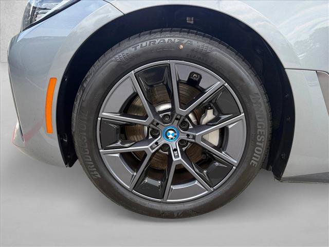 Used 2023 BMW i4 eDrive35 RWD image 28