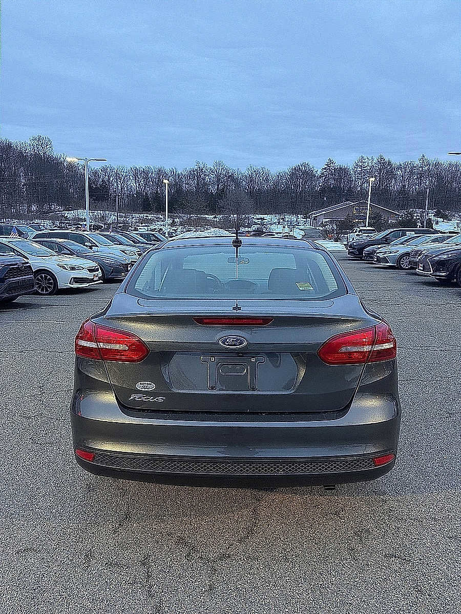 Used 2018 Ford Focus S image 9