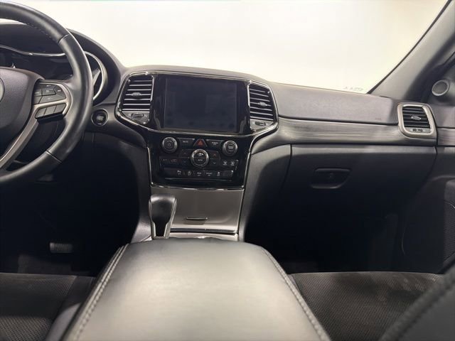 Used 2019 Jeep Grand Cherokee Altitude AWD/4WD image 35