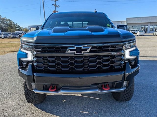 Used 2022 Chevrolet Silverado 1500 ZR2 image 3