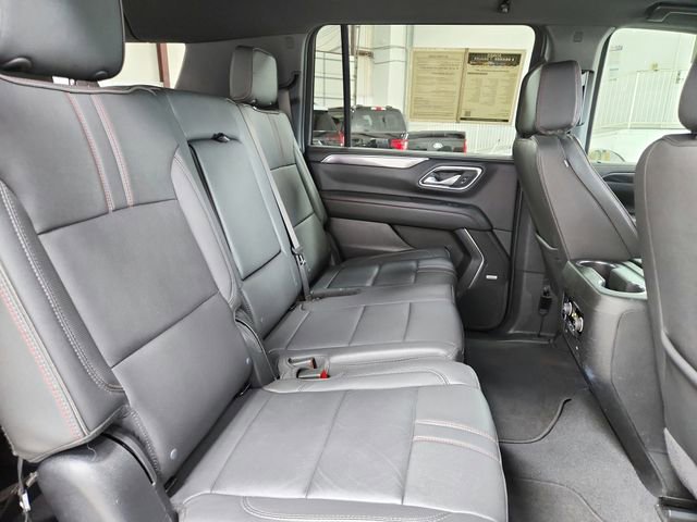 Used 2024 Chevrolet Suburban RST RWD image 43
