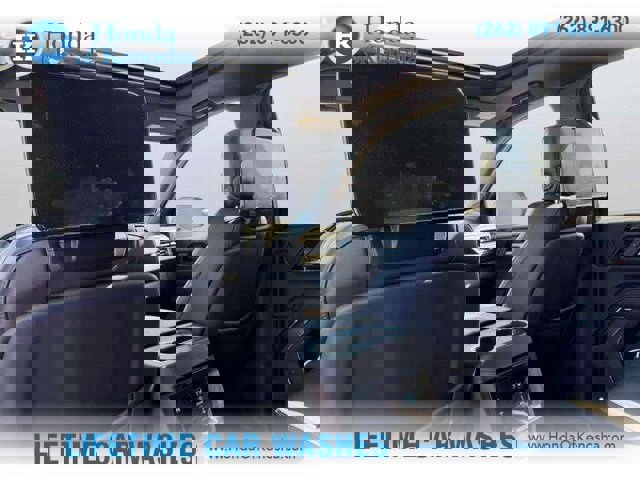 Used 2025 GMC Yukon AT4 Ultimate w/ LPO, Floor Liner Package image 24