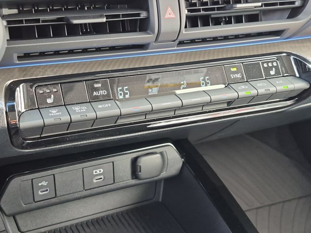 Certified 2027 Toyota Prius XLE FWD image 14