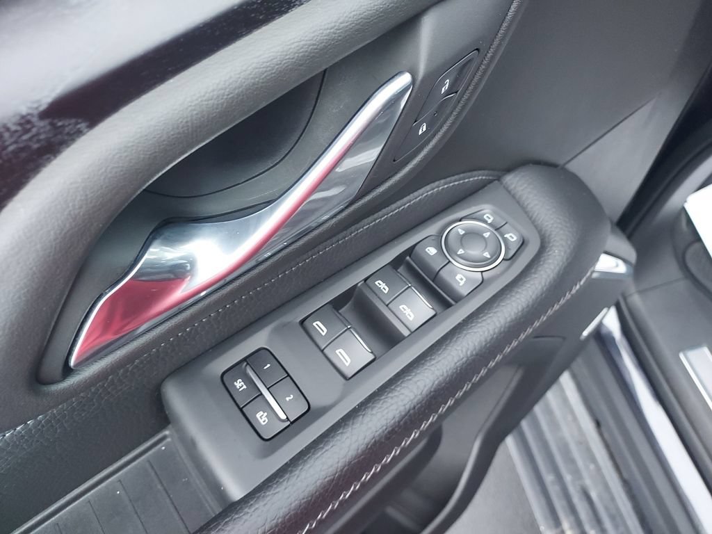Used 2023 GMC Yukon Denali AWD/4WD image 19