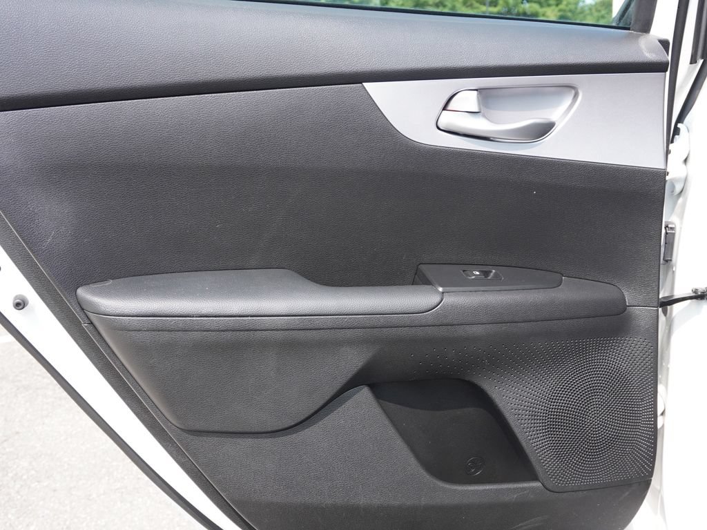 Used 2024 Kia Forte LXS FWD image 19