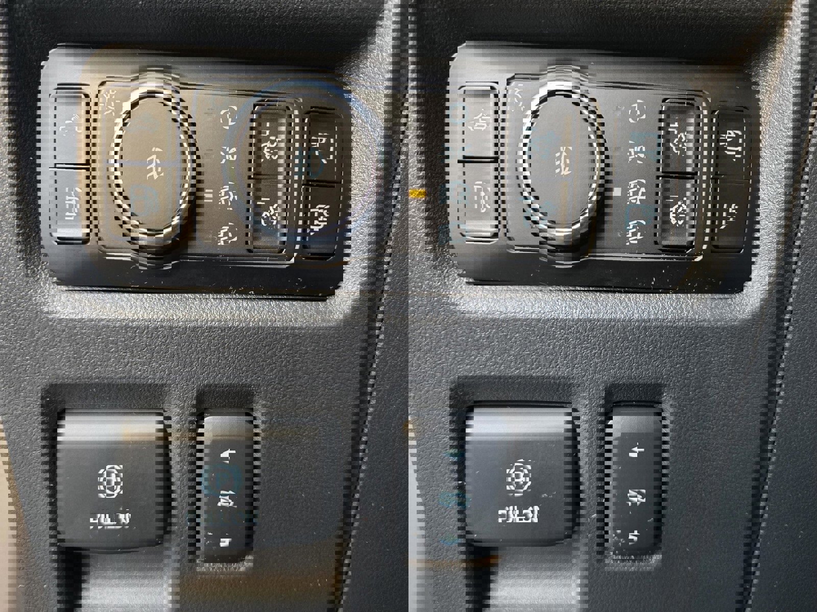 New 2025 Ford F150 Lariat w/ Equipment Group 502A High image 10