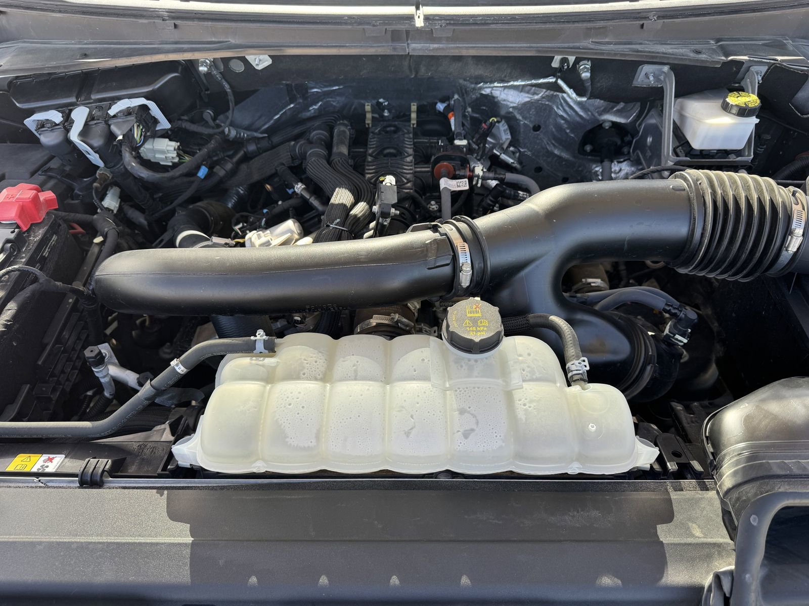 Used 2024 Ford Expedition XLT image 30