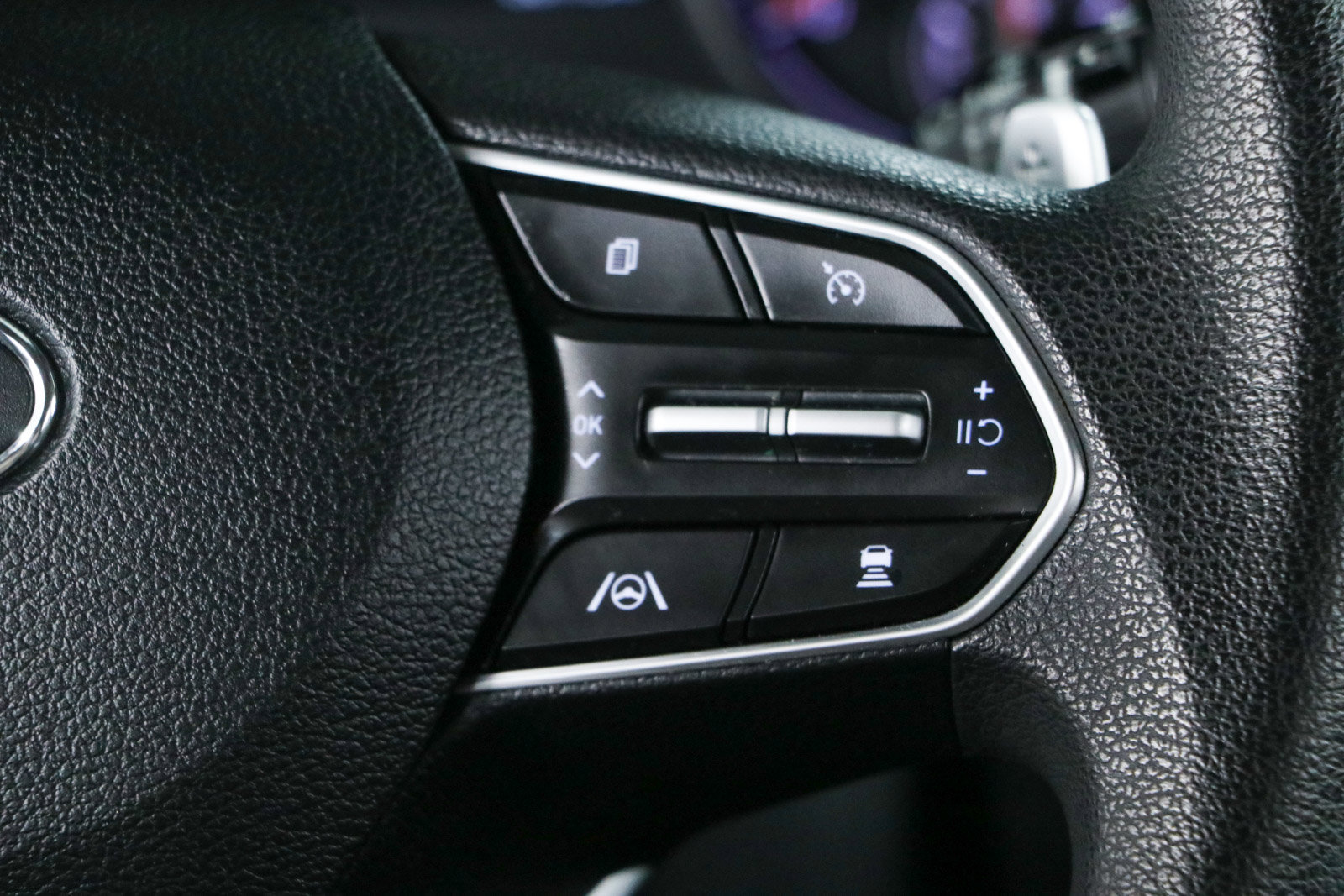 Used 2022 Hyundai Santa Fe SEL FWD image 14