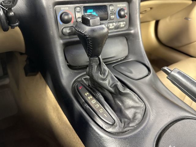 Used 2001 Chevrolet Corvette Convertible w/ Preferred Equipment Group2 image 20