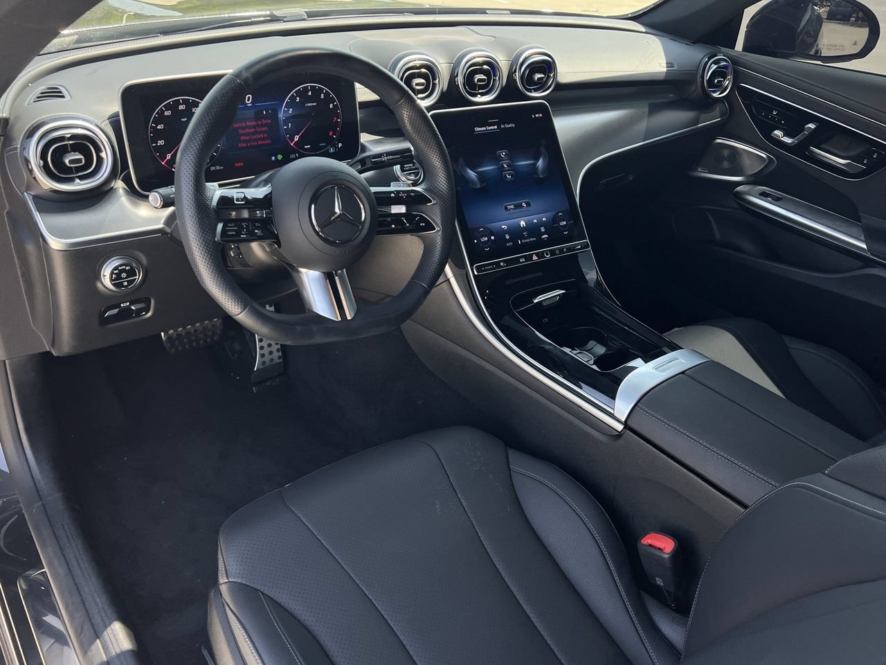 Used 2024 Mercedes-Benz CLE 300 4MATIC Coupe image 5