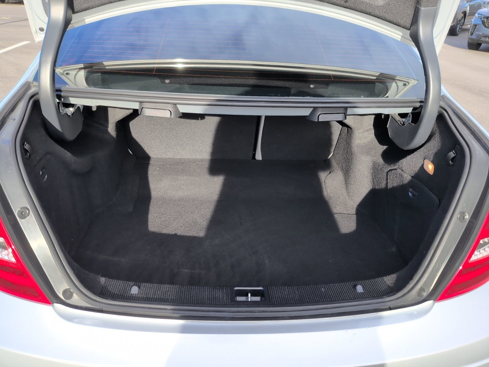 Used 2014 Mercedes-Benz C 250 Sedan image 11