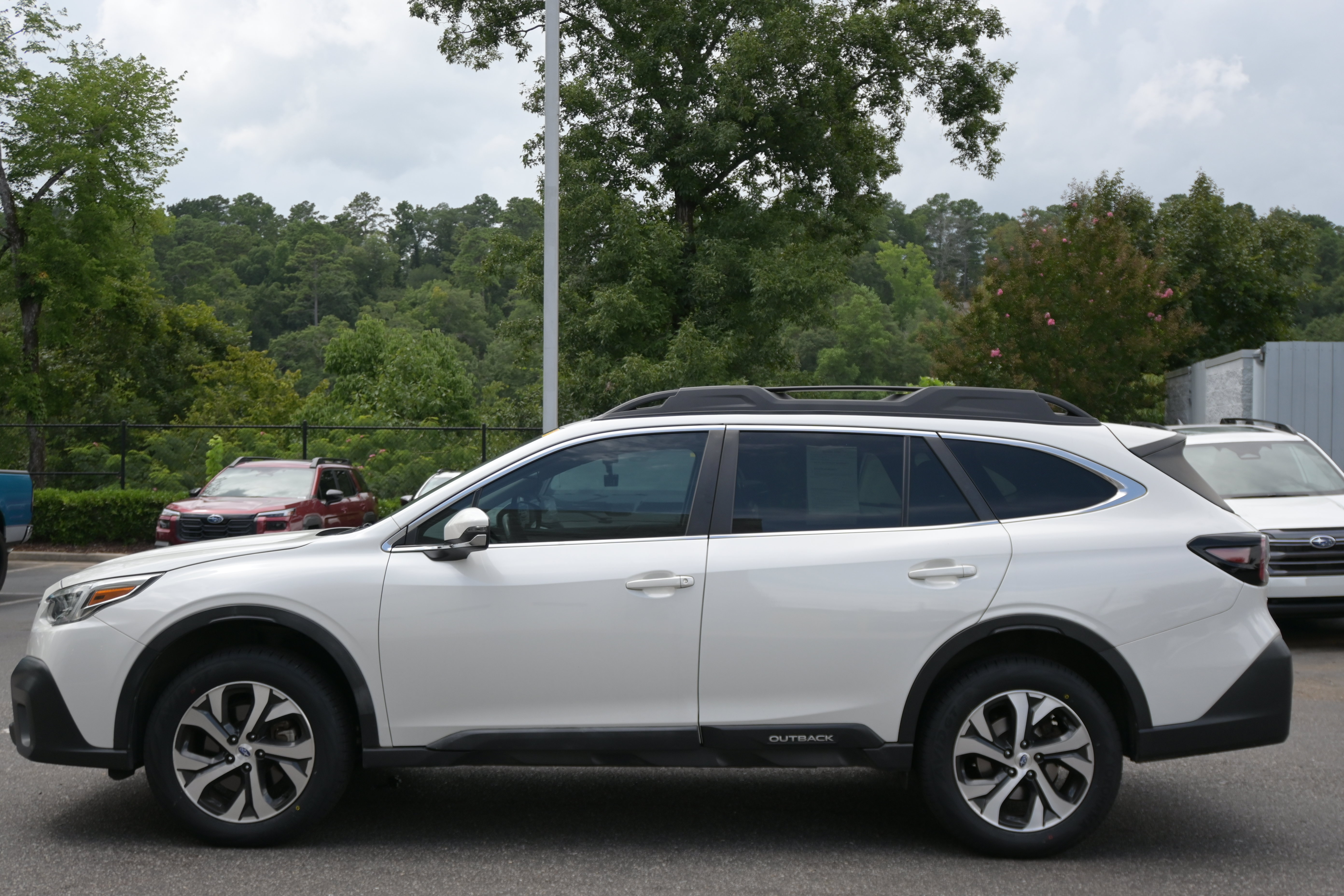 Used 2020 Subaru Outback Limited XT AWD/4WD image 6