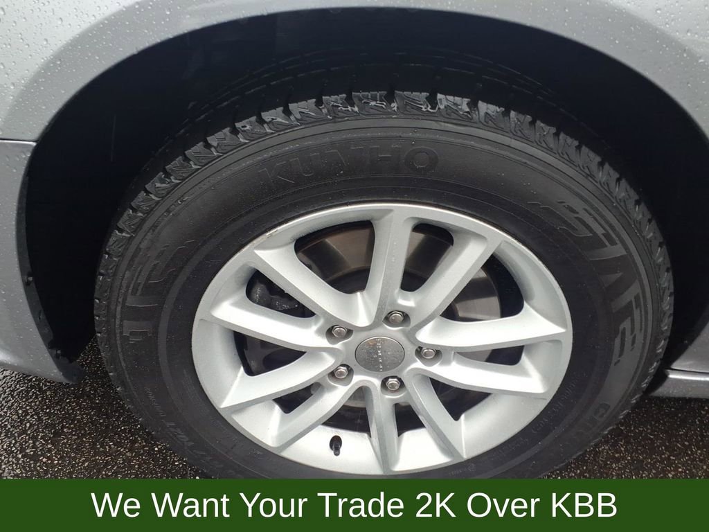 Used 2019 Dodge Grand Caravan SXT image 32