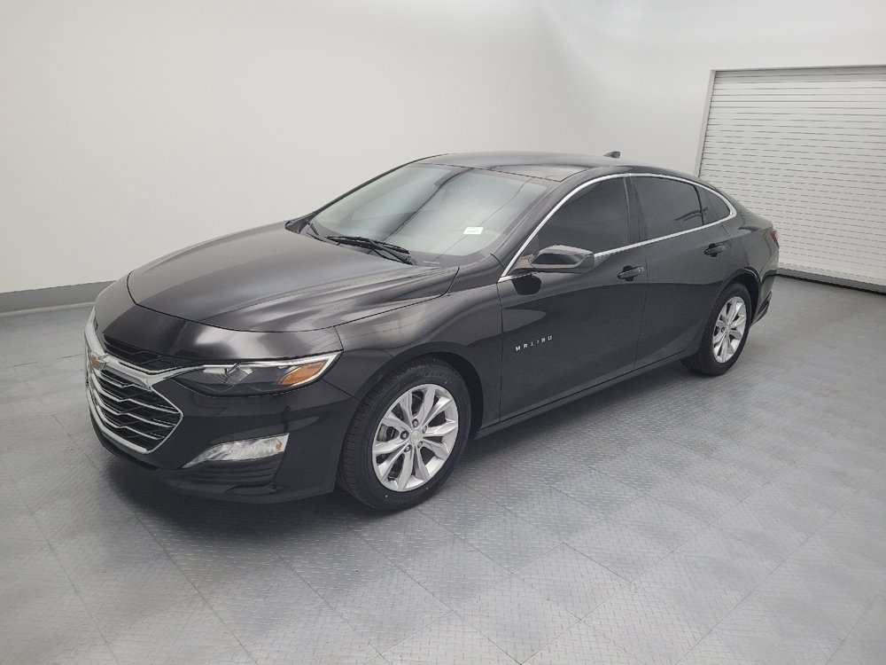 Used 2022 Chevrolet Malibu LT FWD image 2