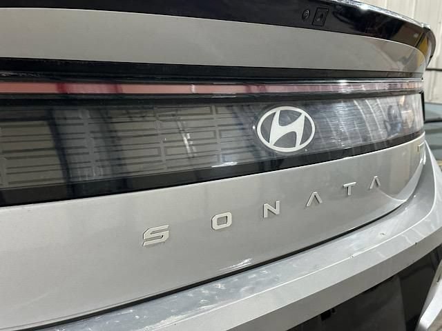 Used 2025 Hyundai Sonata SEL FWD image 24