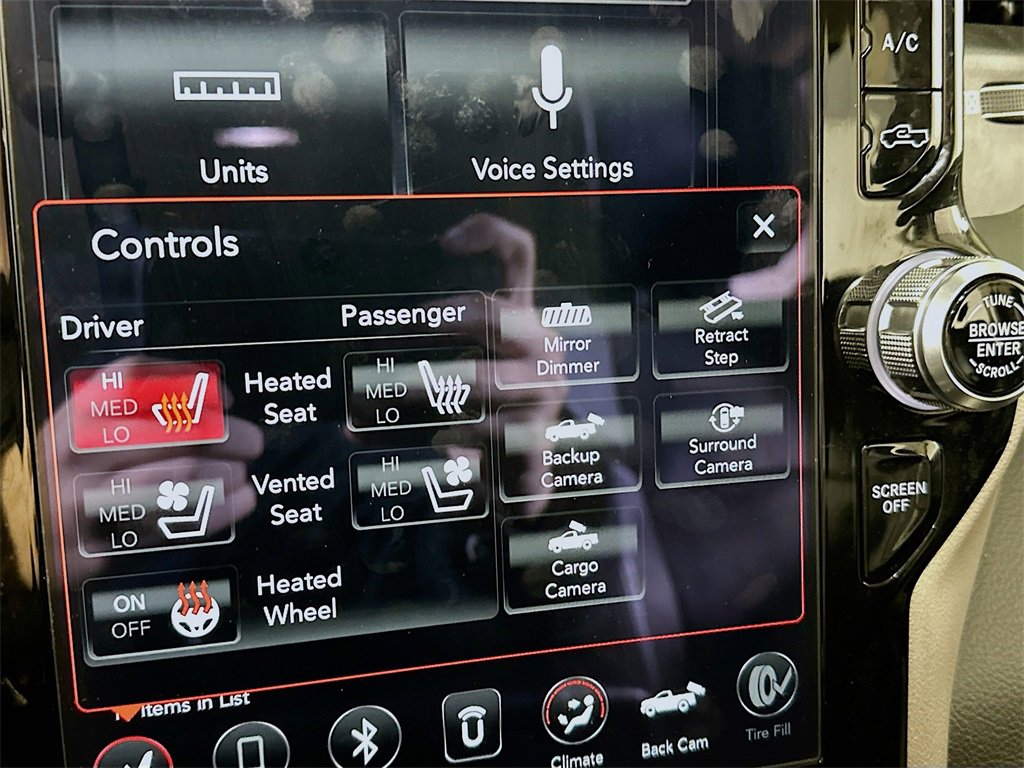 Used 2020 RAM 3500 Laramie image 19