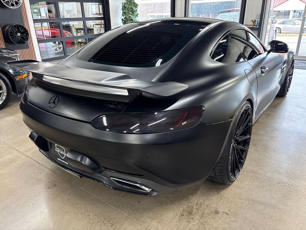 Used 2016 Mercedes-Benz AMG GT S w/ Exclusive Interior Package image 13