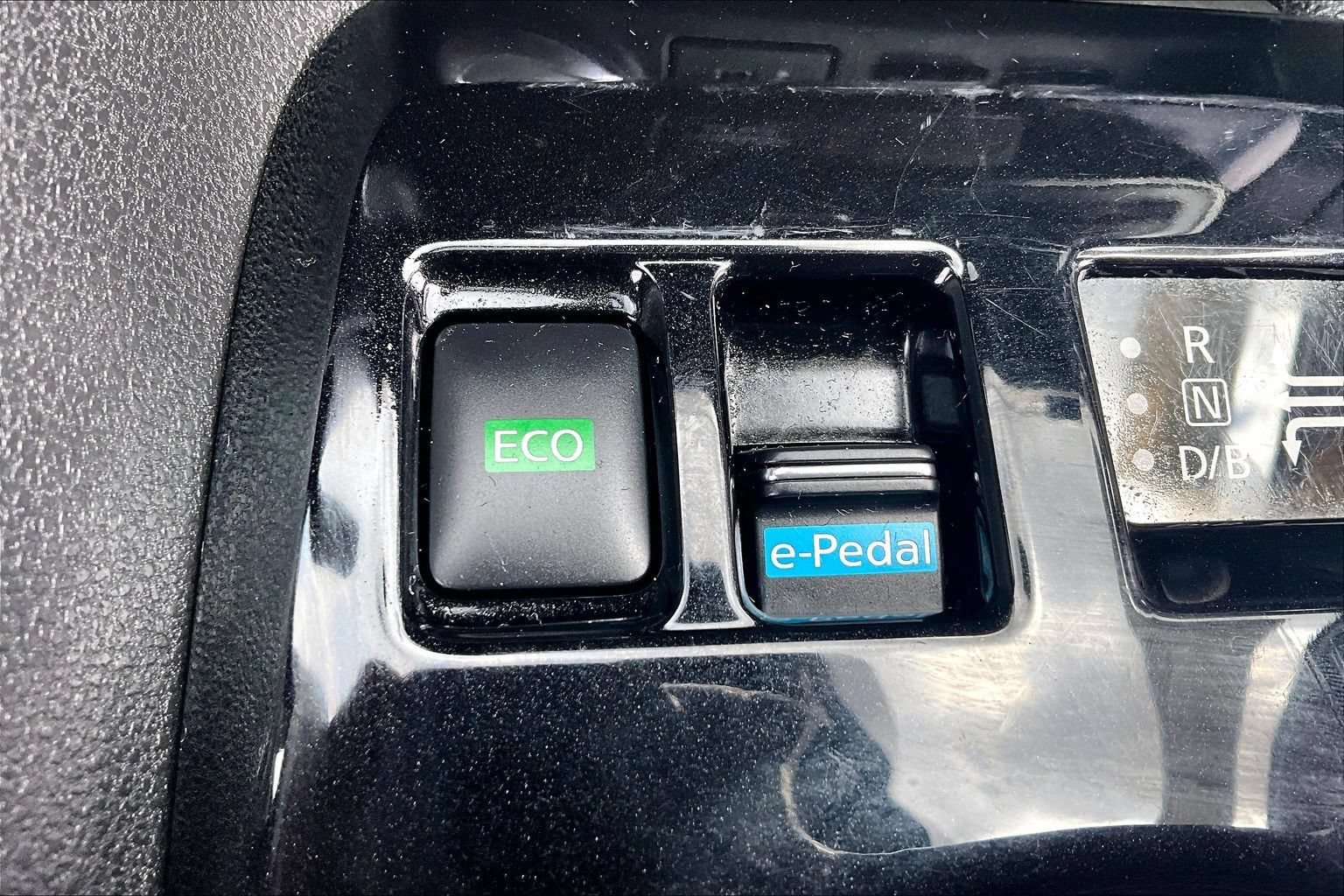 Used 2022 Nissan Leaf SV Plus FWD image 36