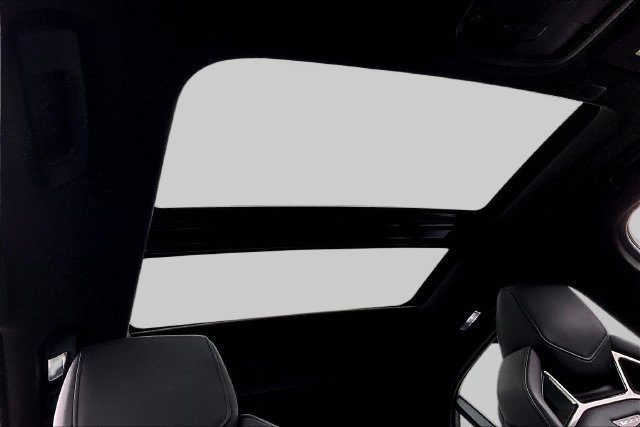 Used 2016 Cadillac CTS V w/ Carbon Fiber Package RWD image 27