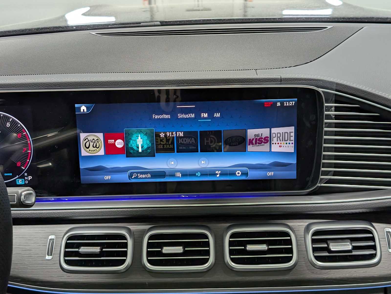 New 2026 Mercedes-Benz GLS 450 4MATIC image 16