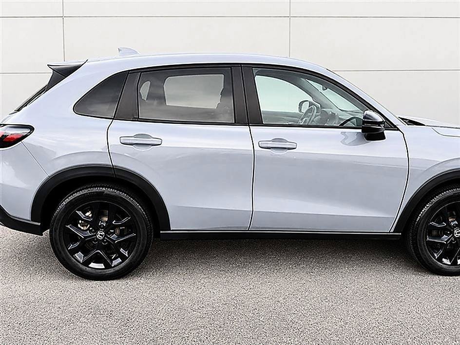 Used 2024 Honda HR-V Sport image 10