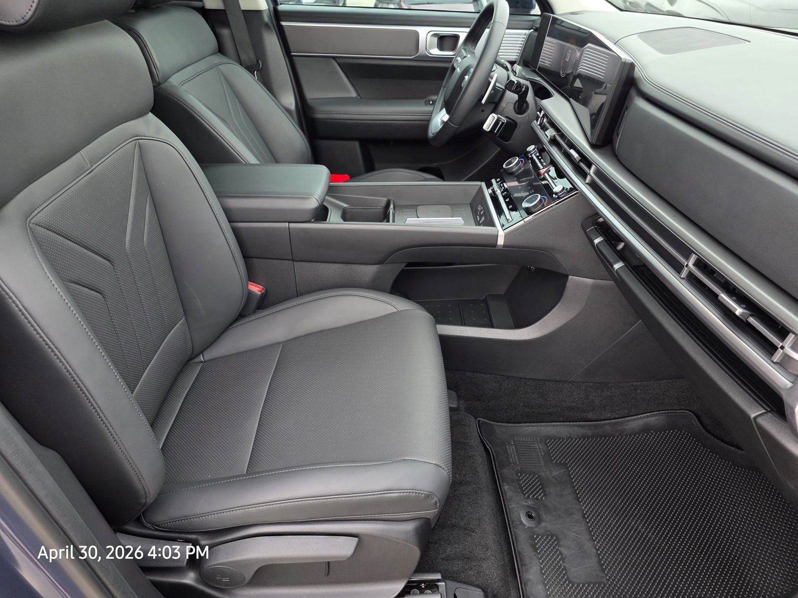 Used 2026 Hyundai Santa Fe SEL FWD image 12