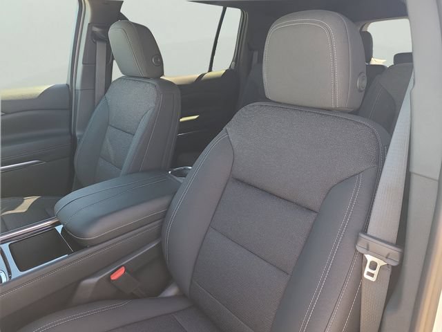 New 2026 Chevrolet Traverse LT FWD image 24