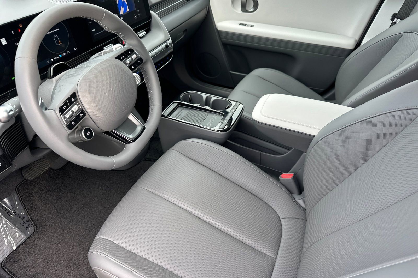 Used 2025 Hyundai Ioniq 5 SEL image 10