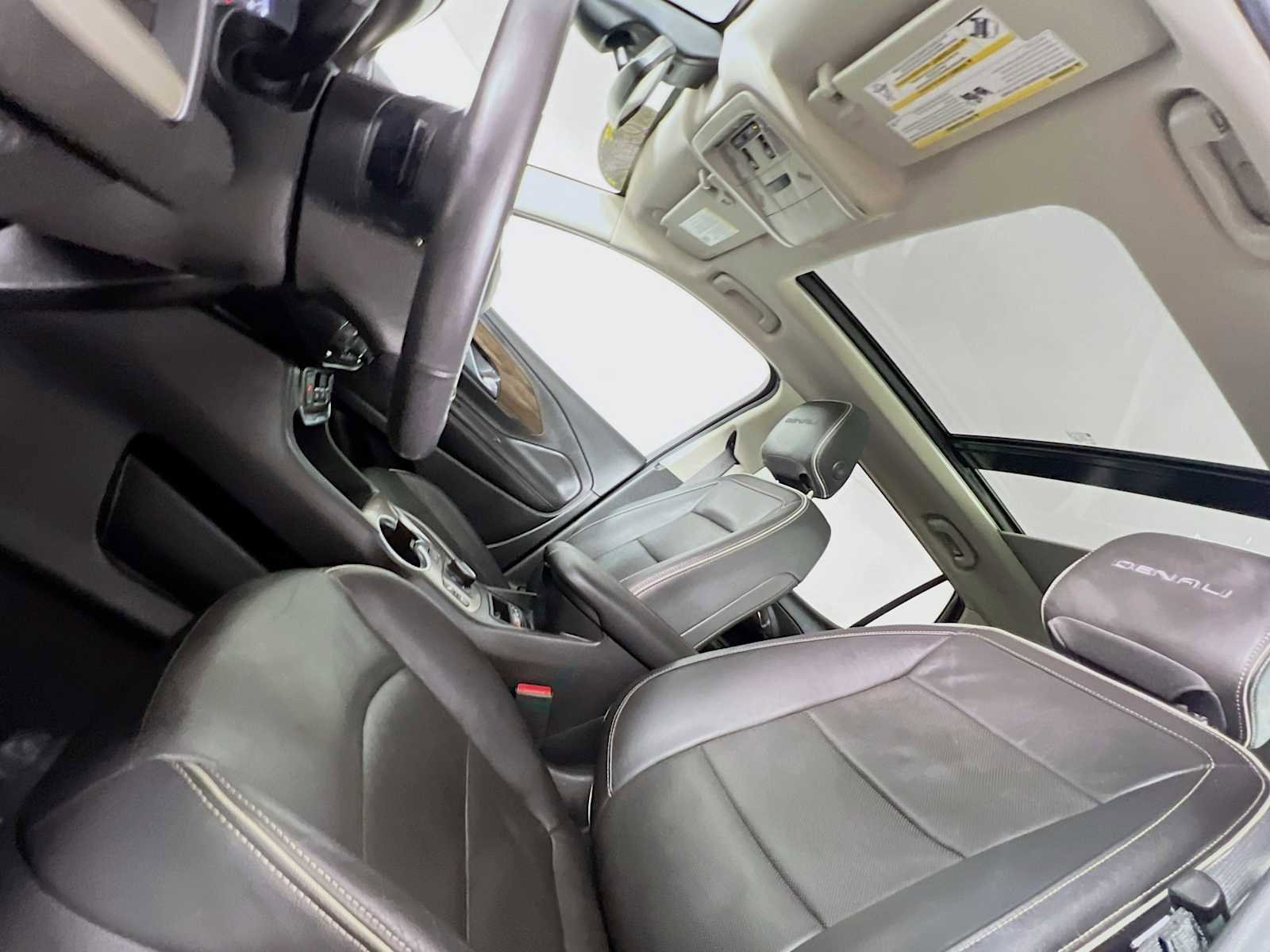 Used 2018 GMC Terrain Denali w/ Advanced Safety Package AWD/4WD image 23