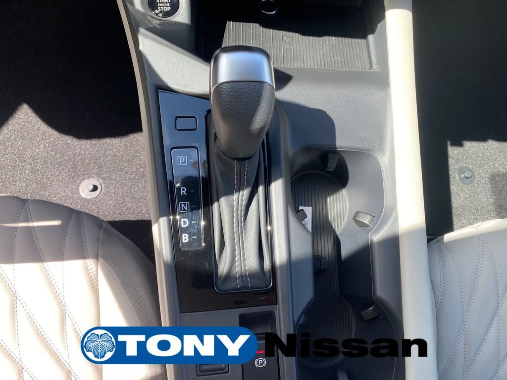 New 2026 Nissan Sentra SL w/ Floor Mat Package FWD image 34