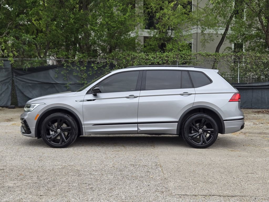 Used 2023 Volkswagen Tiguan SE R-Line image 7