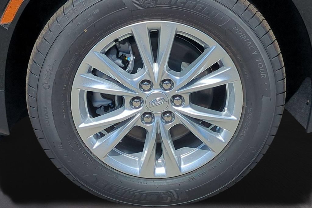 New 2026 Cadillac XT5 Luxury AWD/4WD image 14