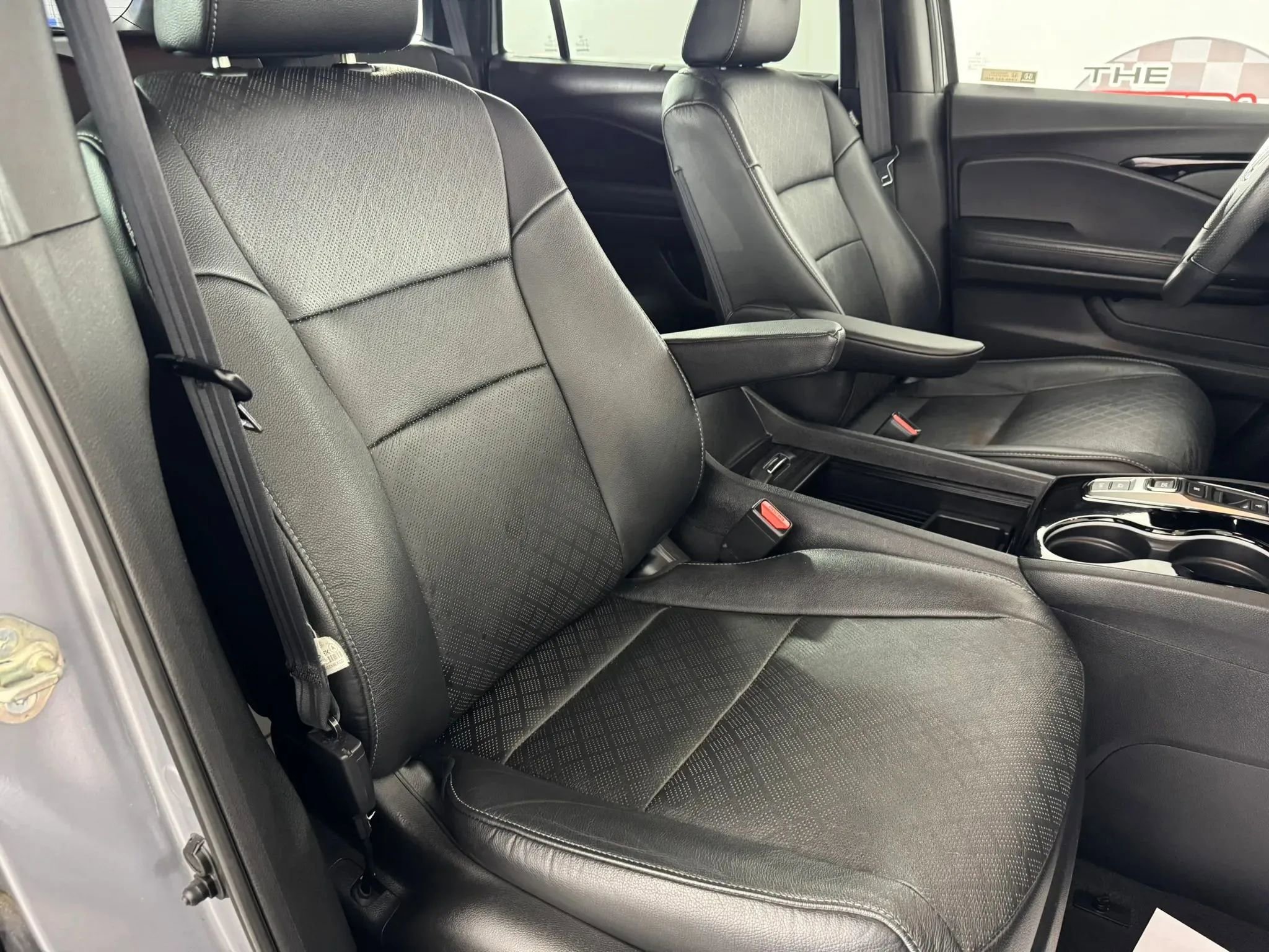 Used 2019 Honda Passport Touring image 37