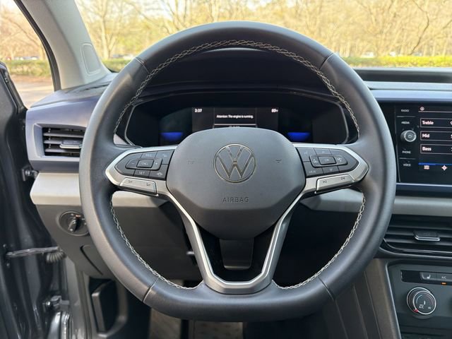 Used 2022 Volkswagen Taos SE FWD image 14