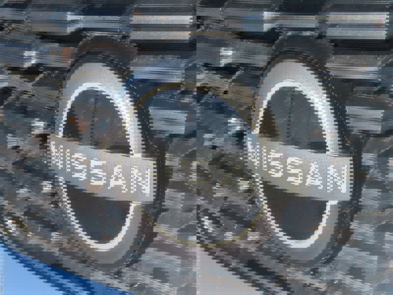 Used 2023 Nissan Rogue SV image 13