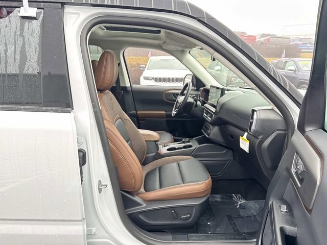 Used 2025 Ford Bronco Sport Outer Banks w/ Outer Banks Tech Package+ AWD/4WD image 12