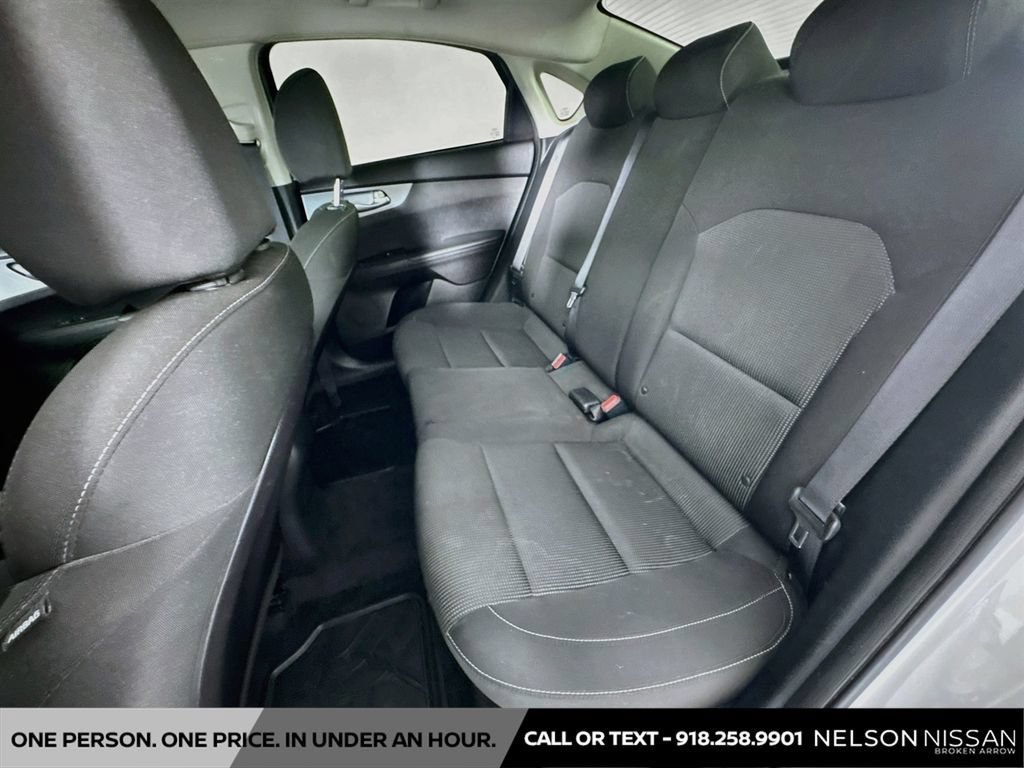 Used 2021 Kia Forte LXS FWD image 22