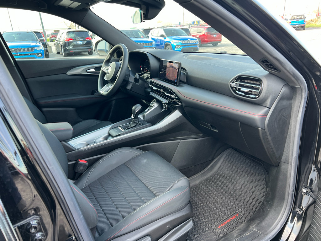 Used 2023 Dodge Hornet GT w/ GT Blacktop Package image 16