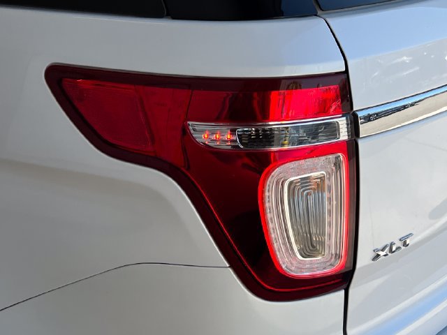 Used 2013 Ford Explorer XLT FWD image 16