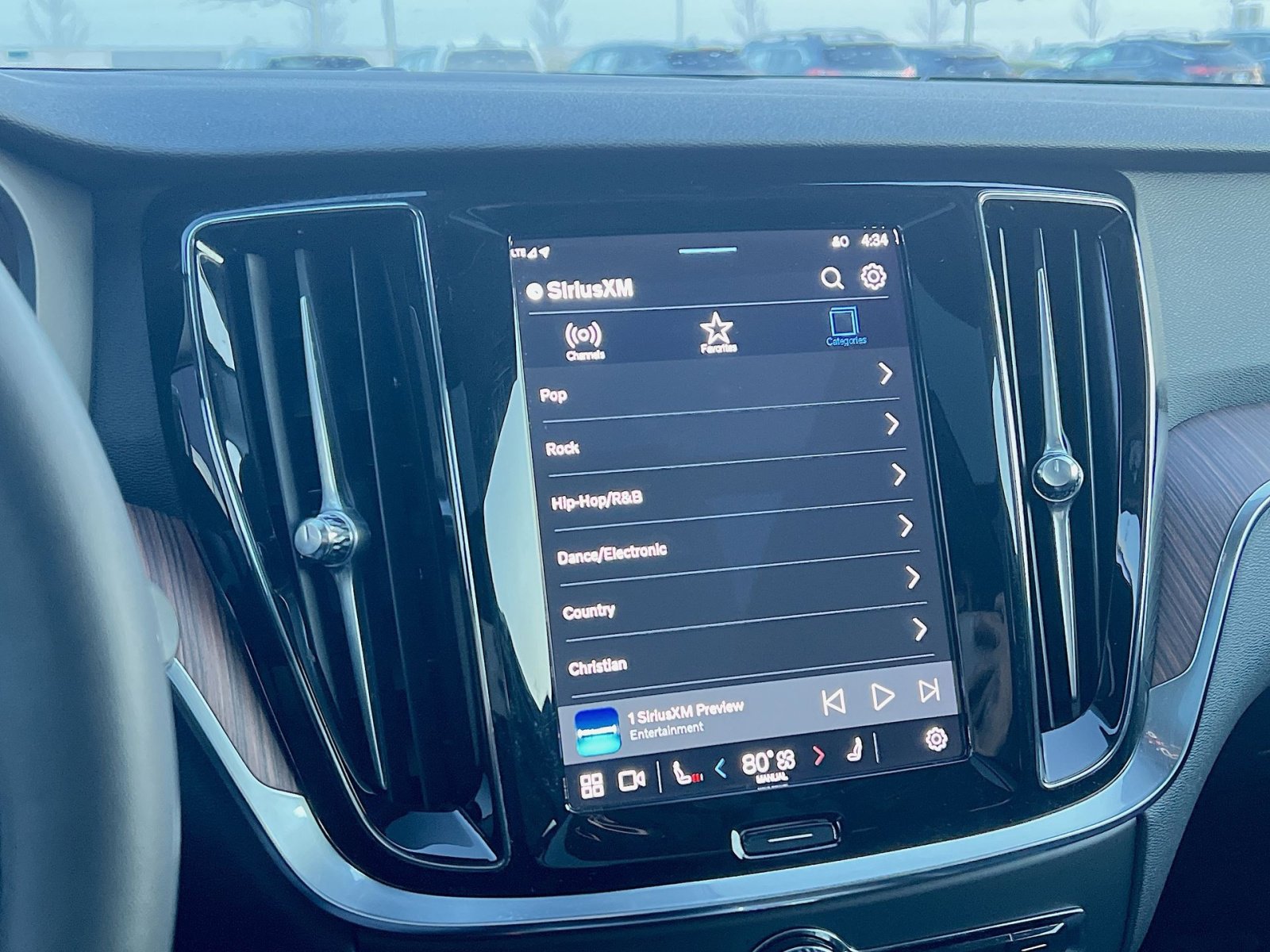 Certified 2024 Volvo V60 B5 Cross Country Plus image 18