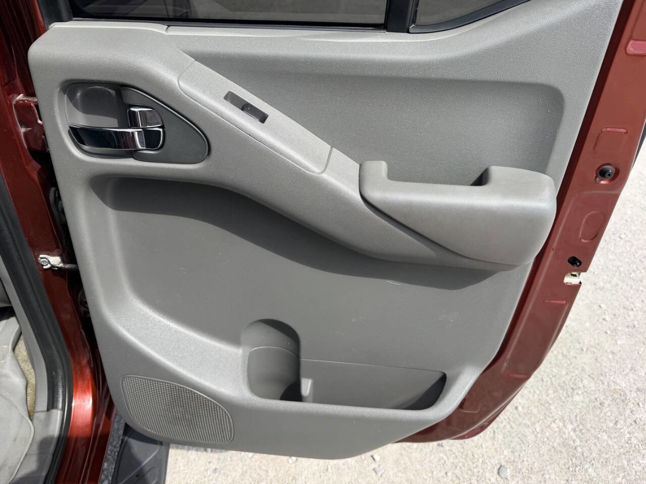 Used 2016 Nissan Frontier SV w/ SV Value Truck Package image 18