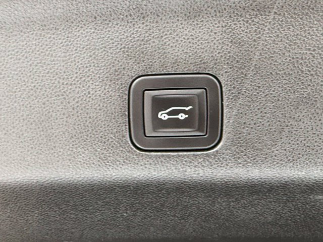 Used 2026 Chevrolet Suburban High Country w/ Sun And Tow Package AWD/4WD image 6