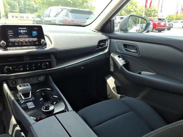 Used 2026 Nissan Rogue S AWD/4WD image 11