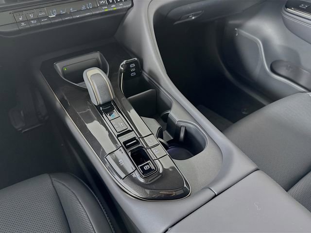 New 2026 Toyota Crown Signia image 24