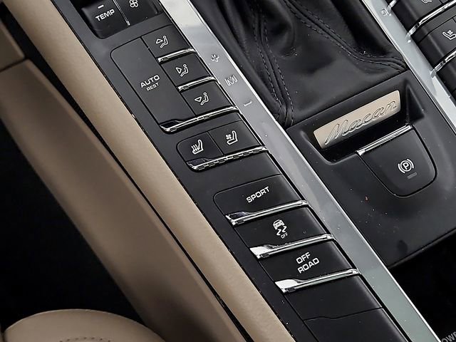 Used 2020 Porsche Macan S image 27
