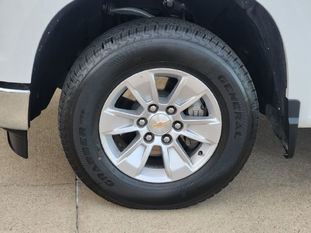 Used 2025 Chevrolet Silverado 1500 W/T RWD image 17