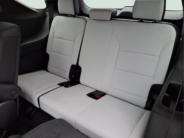 Certified 2025 Chevrolet Traverse High Country w/ LPO, Floor Liner Package image 23